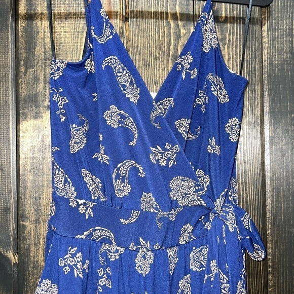 Kaileigh Jumpsuit S Stitch Fix NWT Paisley Print Wide Leg Tie Waist Pockets Blue - Picture 9 of 11